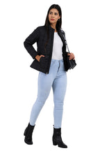 Women's Quilted Jacket in Concealed Zipper Pocket