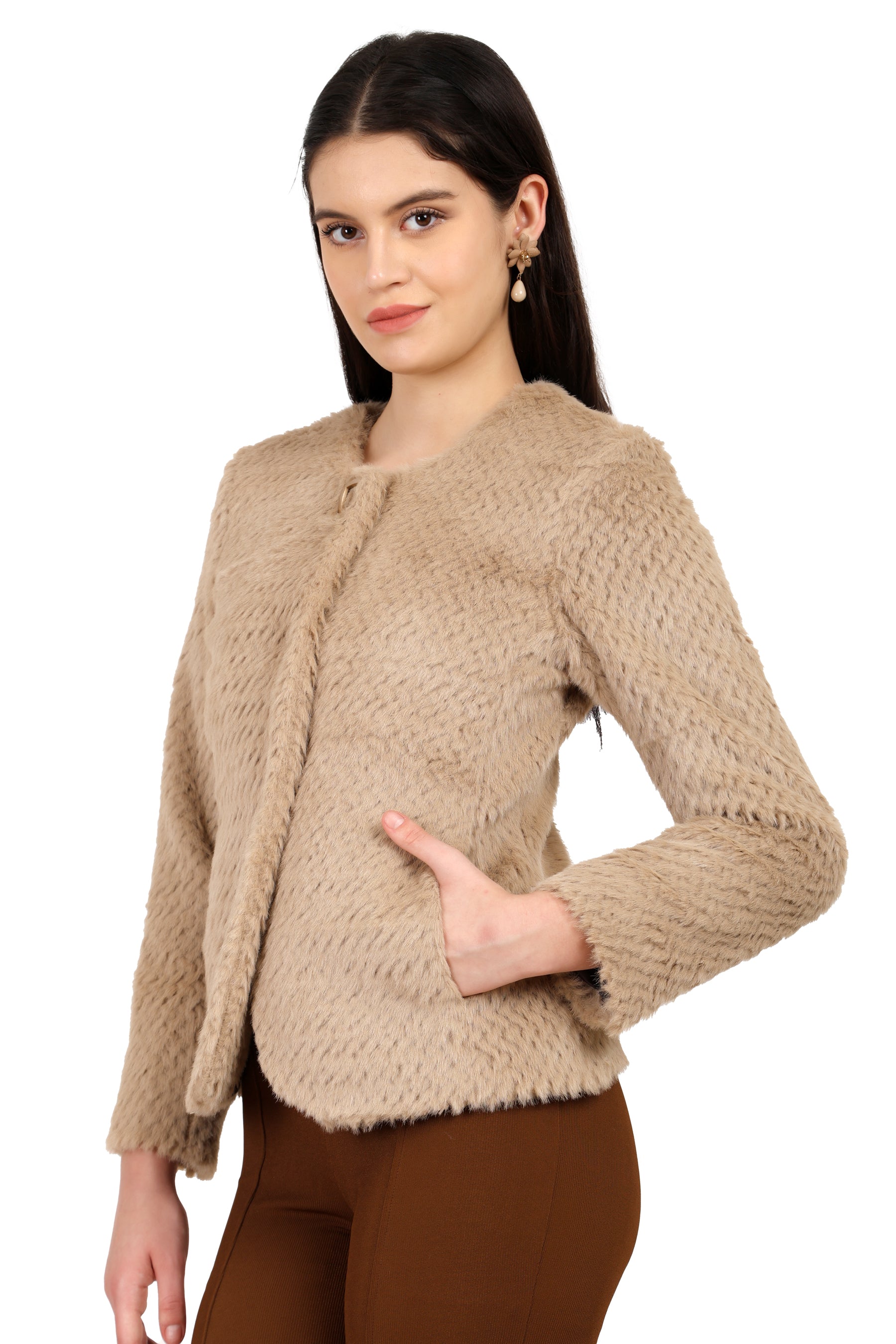 Women's Short Coat in Fur Fabric