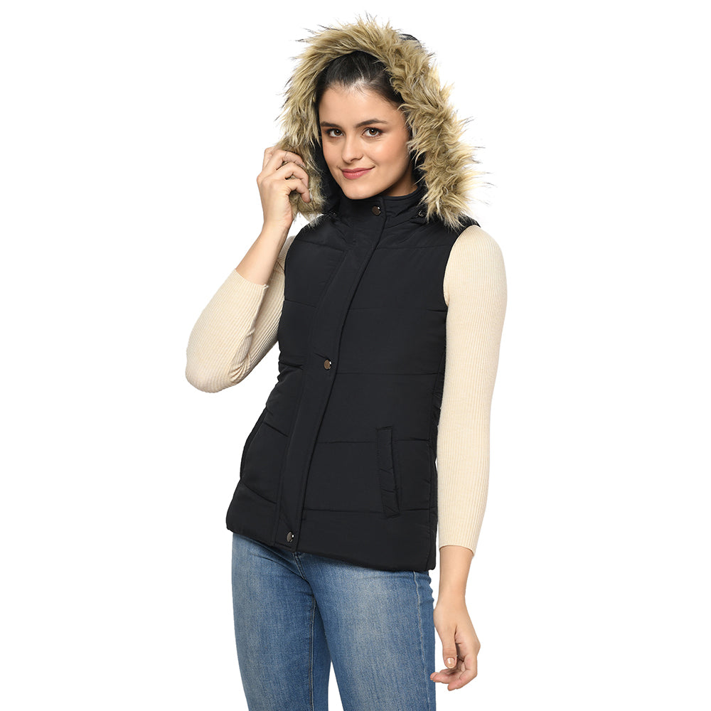 Women's Sleeveless Quilted Jacket in Poly Fabric