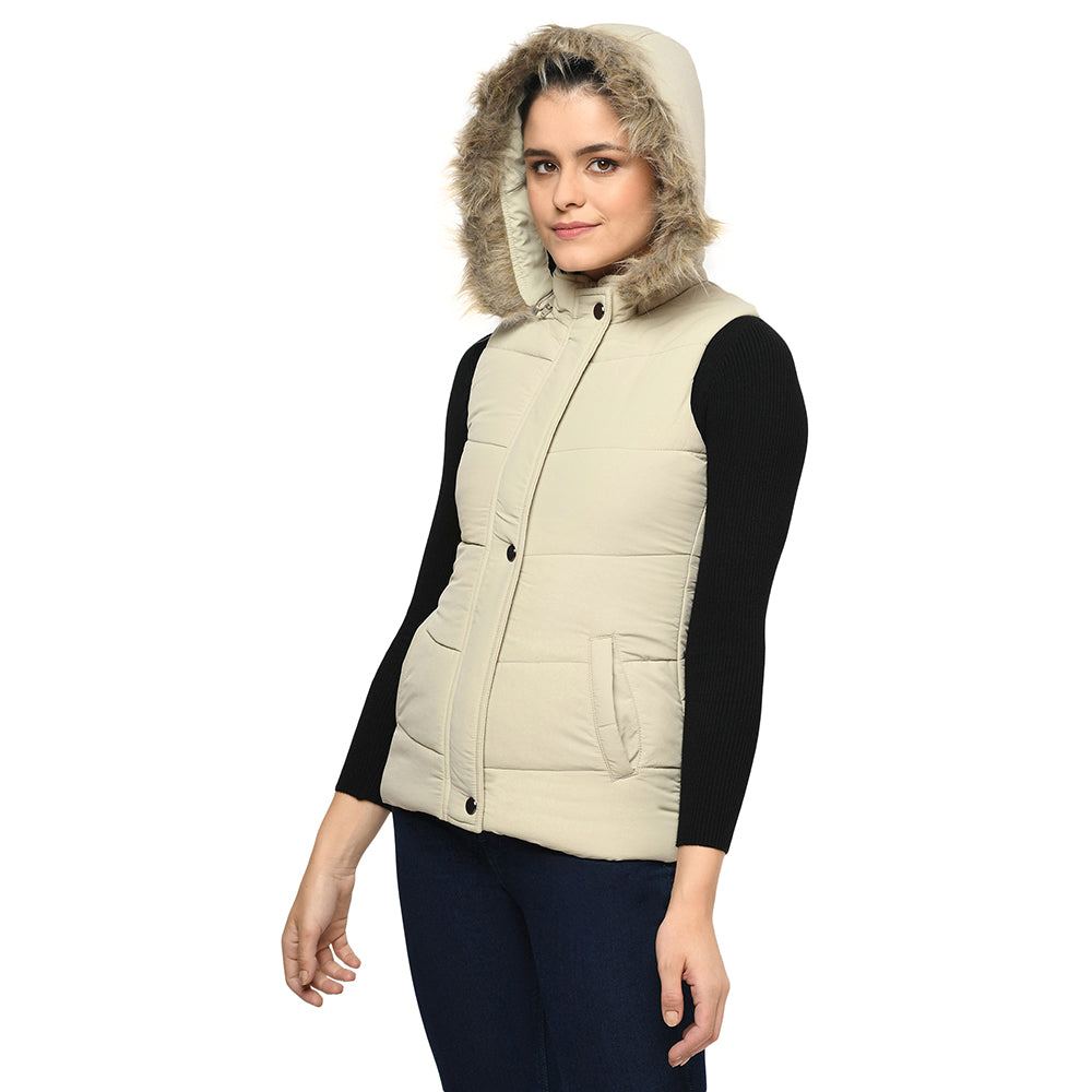 Women's Sleeveless Quilted Jacket in Poly Fabric