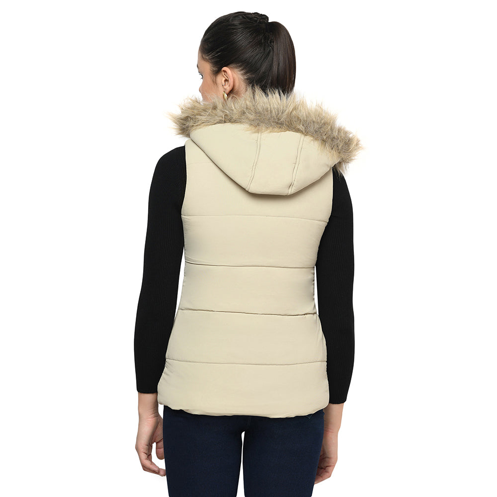 Women's Sleeveless Quilted Jacket in Poly Fabric
