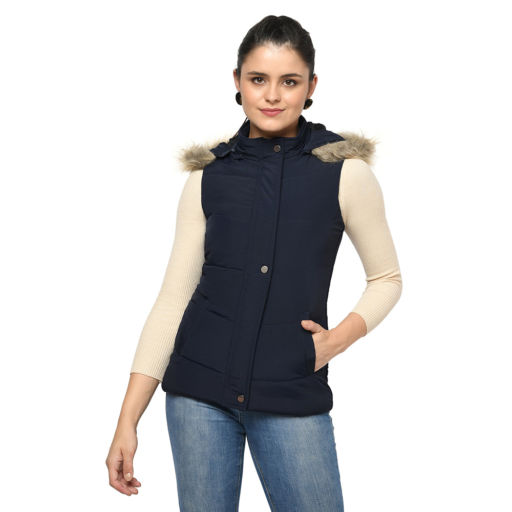 Women's Sleeveless Quilted Jacket in Poly Fabric