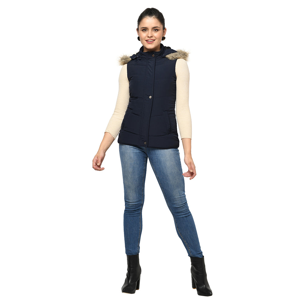 Women's Sleeveless Quilted Jacket in Poly Fabric