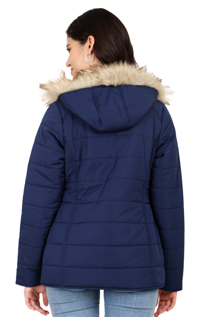 A model showcasing Women’s Matte Quilted Jacket With Horizontal Pockets thumbnail.