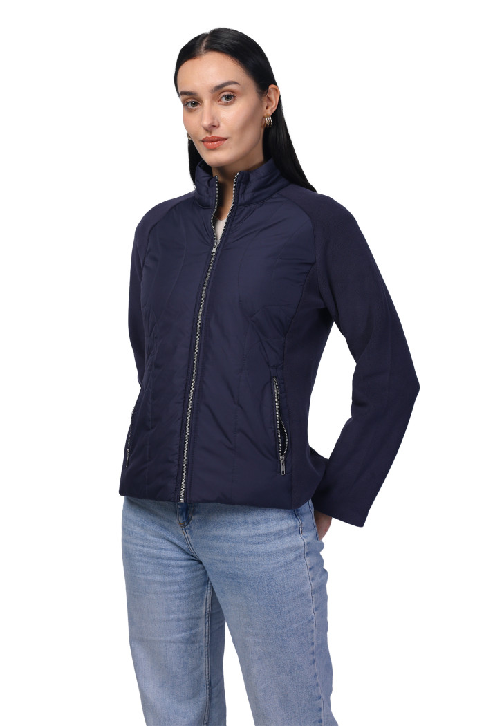 A model showcasing Women Quilted Jacket In Poly Twill + Antipilling Fleece Fabric thumbnail.