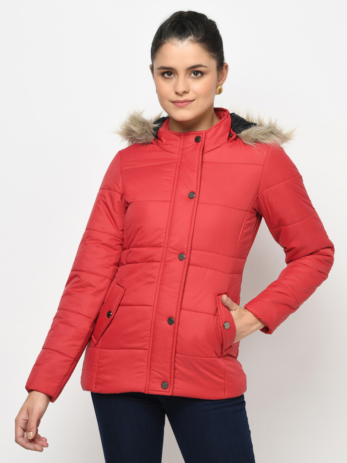 Women Solid Puffer Jacket With Detachable Hood in Red